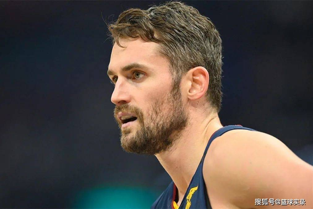 克里夫兰骑士迎法甲关键赛，今夜更衣室发声，气氛紧张，高层口径保持一致(手绘克利夫兰骑士)