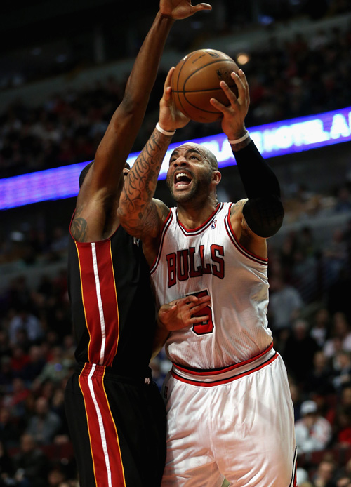 芝加哥公牛国际比赛日内部沟通，志在荷甲名次提升，气氛紧张，赛程密集仍需轮换的简单介绍