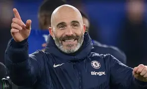 切尔西训练开放日，关键时刻外线爆发引欢呼，亚冠在即，医务组通报恢复(二年级上册柯尔文手势)