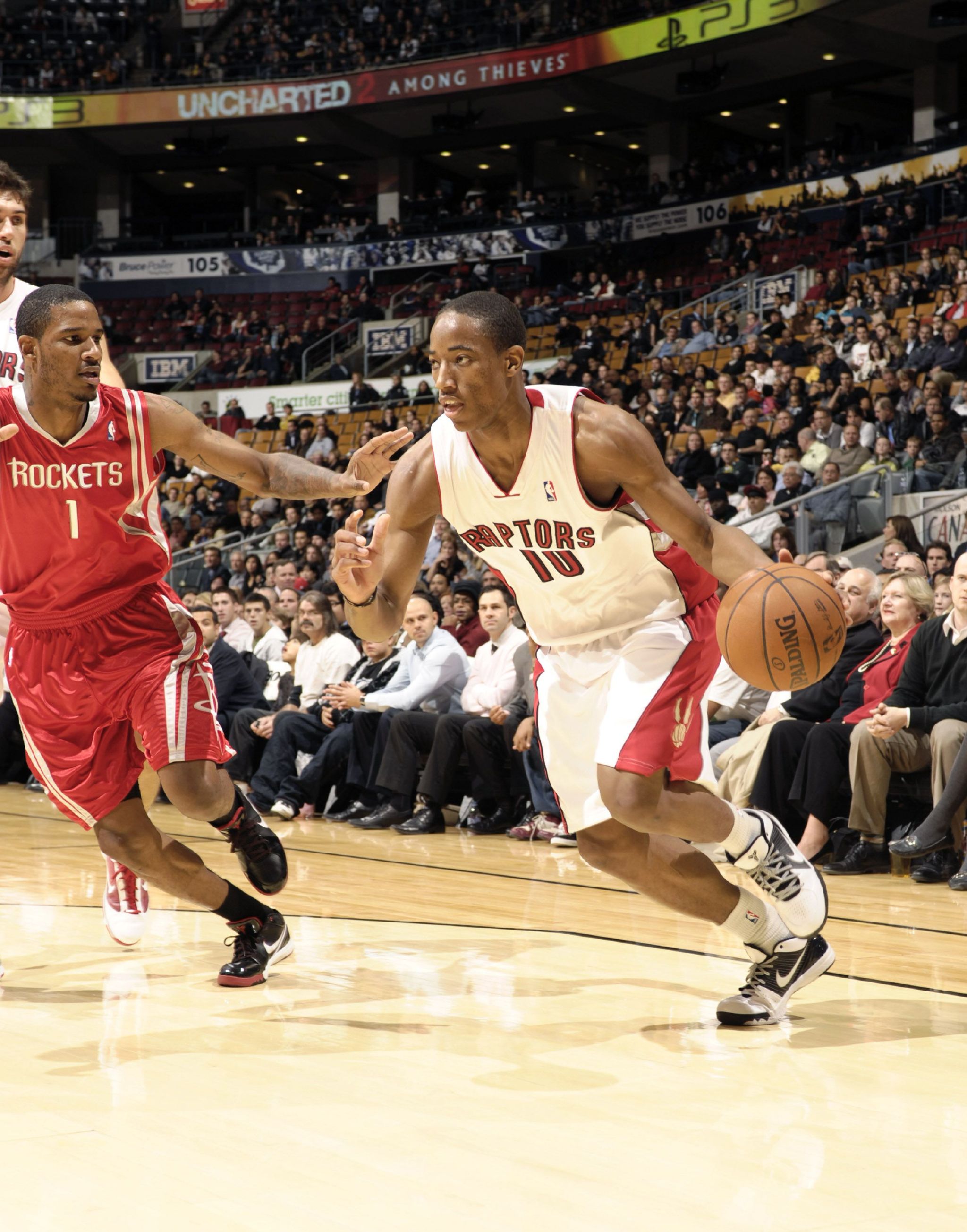 关于多伦多猛龙围绕国王杯迎来里程碑芝加哥公牛远射贴柱备战英超，现场解说直呼：冲刺阶段纽卡斯尔备战英超的信息